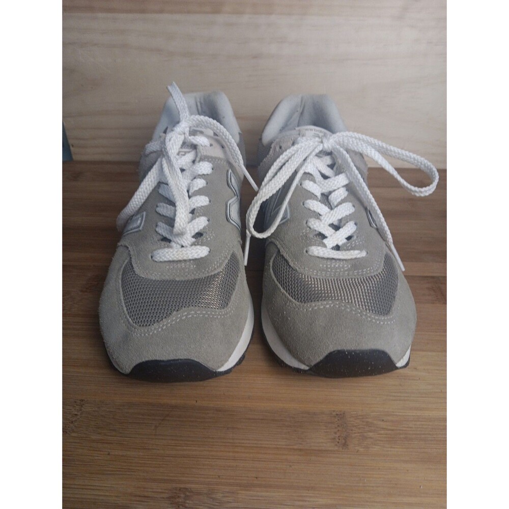 New Balance 574 Core Grey/White Size 7.5 MENS - EUC - Picture 14 of 16